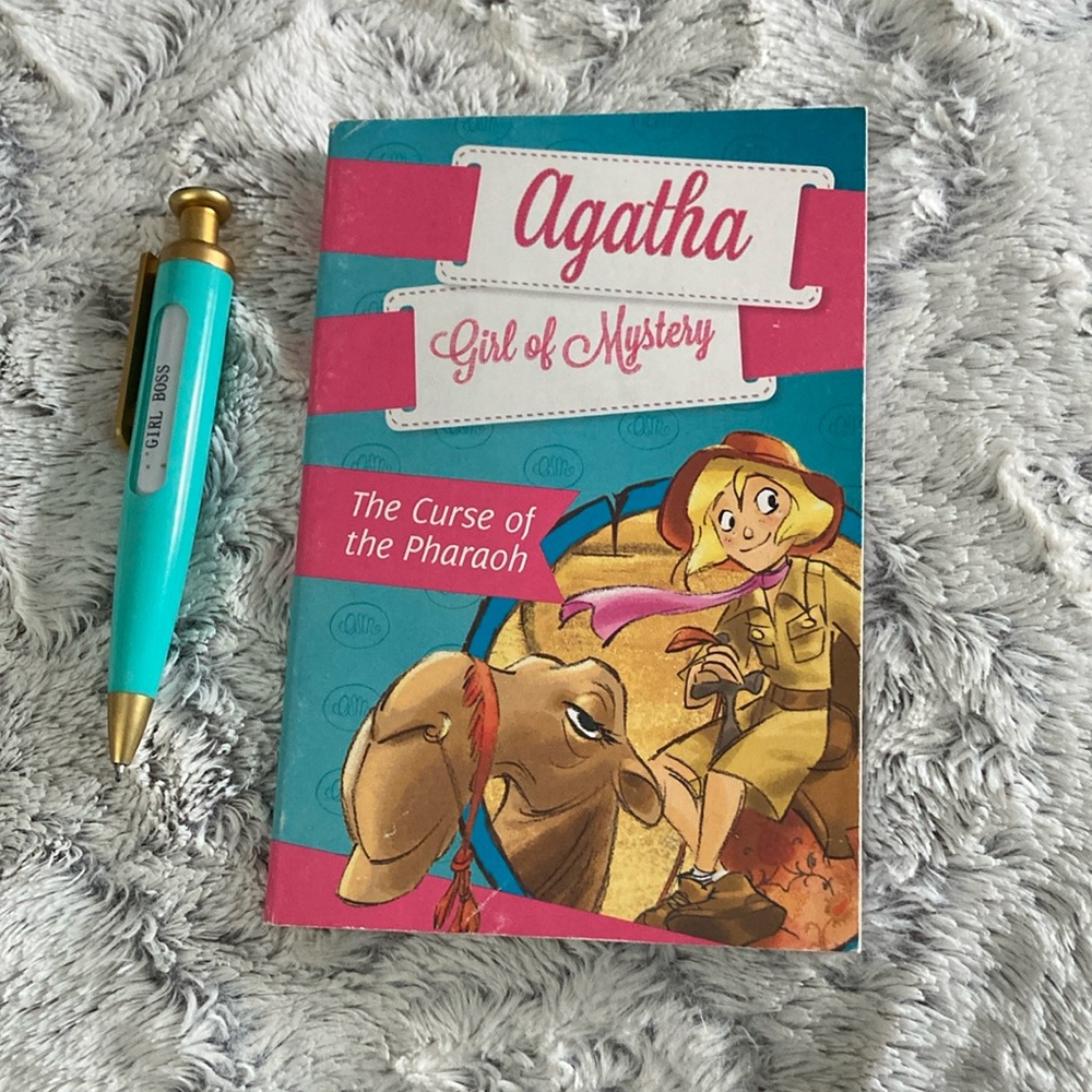 Agatha Girl of mystery curse of the pharaoh  book